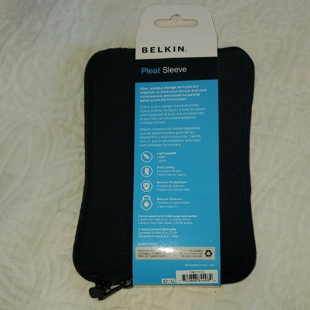 Belkin Black Pleat Sleeve for Kindle